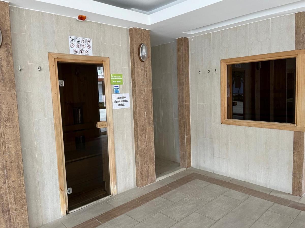 Brookforest Apartman Hajdúszoboszló Buitenkant foto