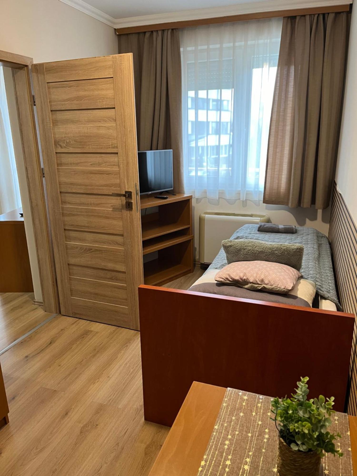 Brookforest Apartman Hajdúszoboszló Buitenkant foto